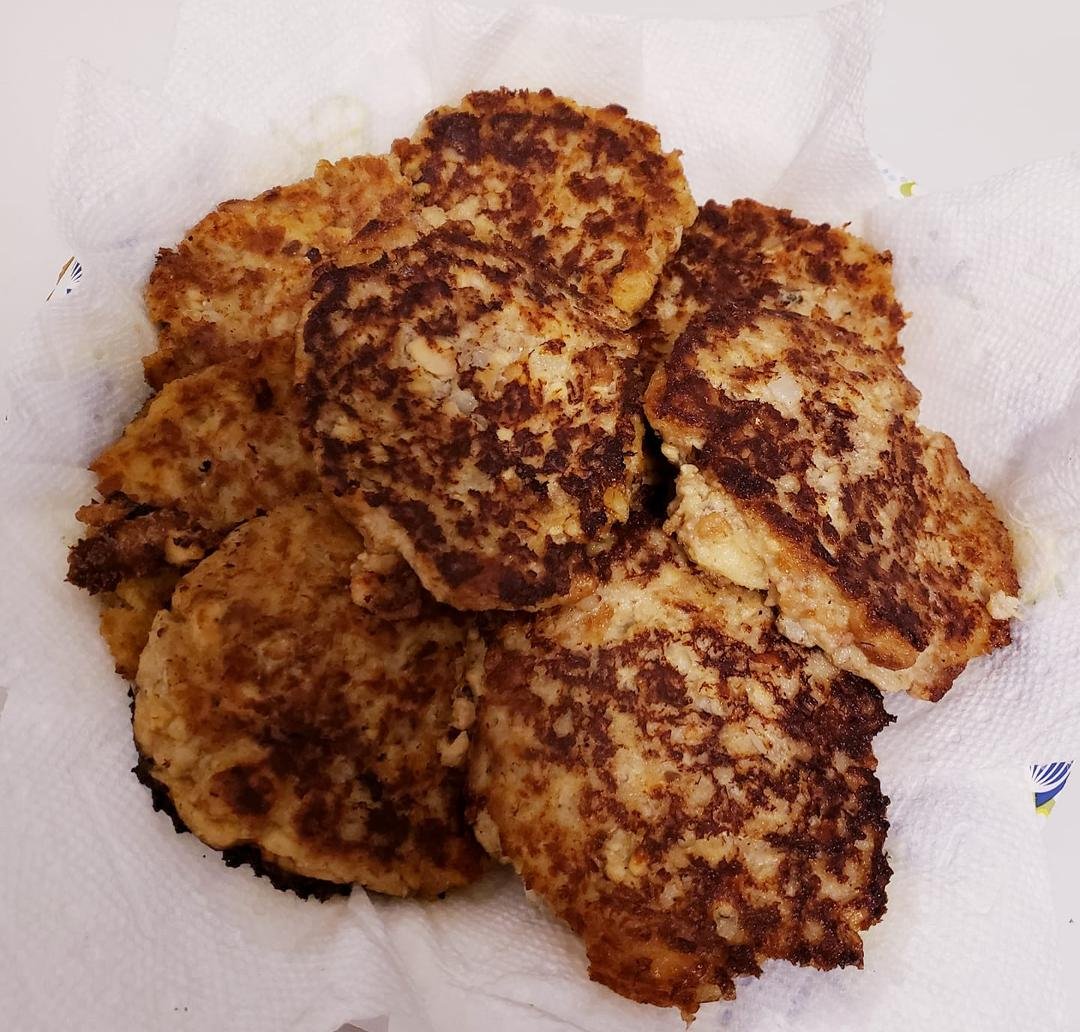 Made one of our all time favorites tonight..
Salmon cakes