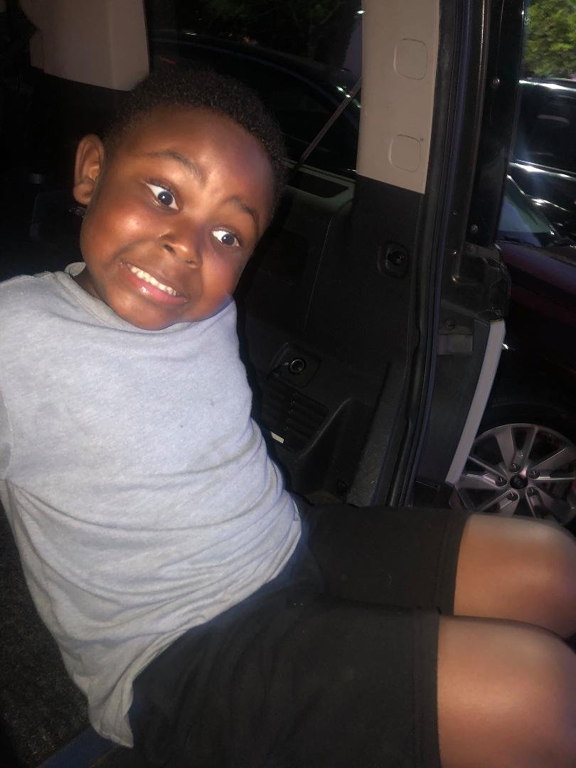 Mychal Henry's album, Mobile Uploads