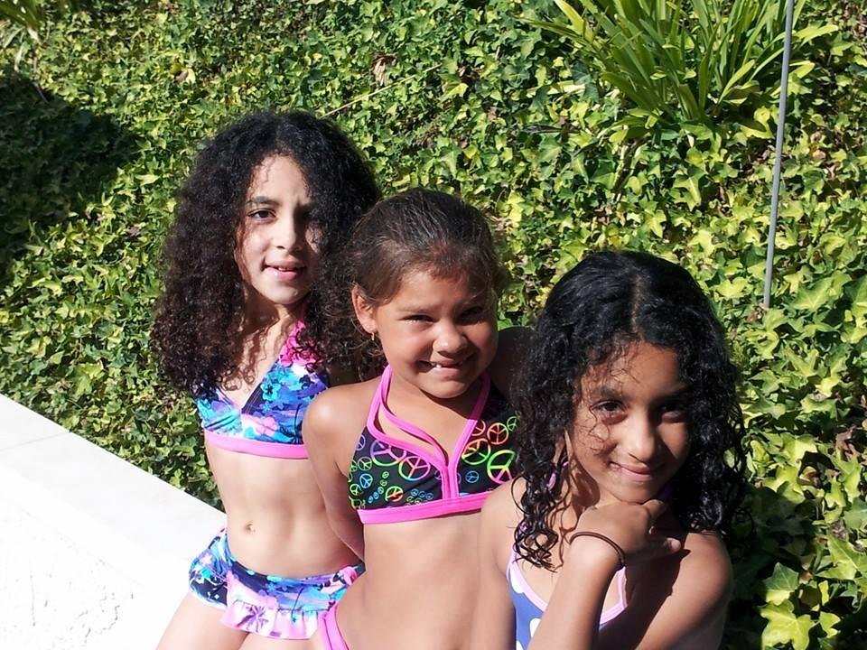 Girls in the sun.