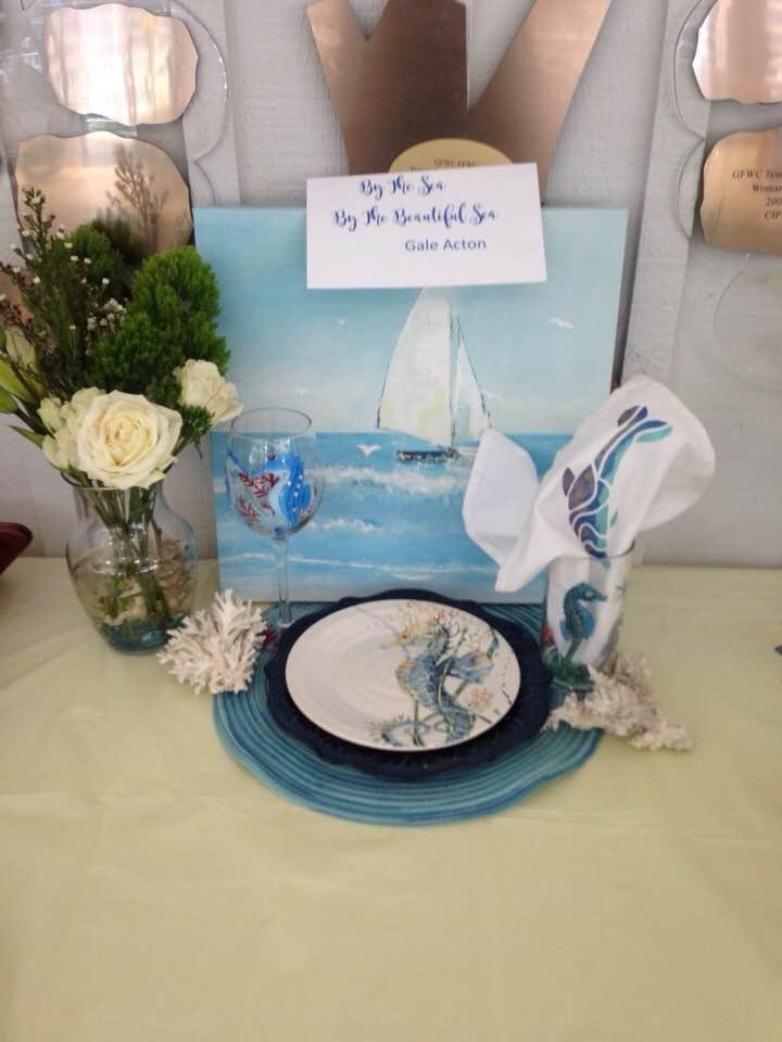 For the Spring Market this year I made a table setting. The Garden Club does the Spring Market every year. It was a good year!! The Clubhouse was full of Flowers Designs and all kinds of beautiful plants!