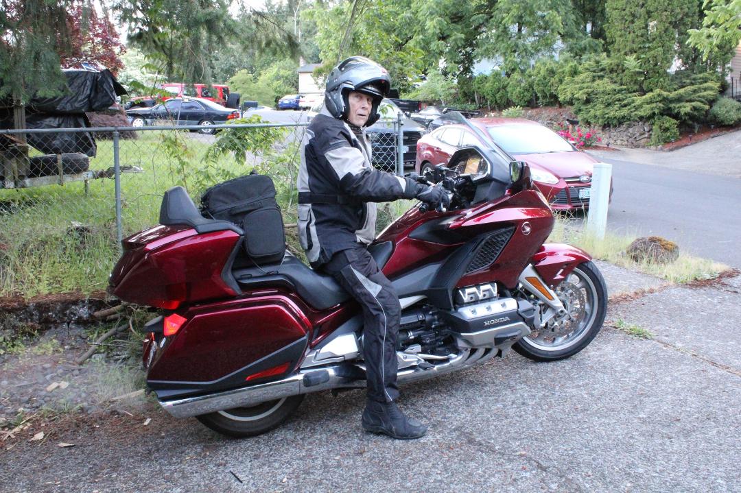 Just finished a great 3 day visit with Suzy's brother Myron Fox, who is on a 7000 mile tour of the US. Bye Myron, safe travels.