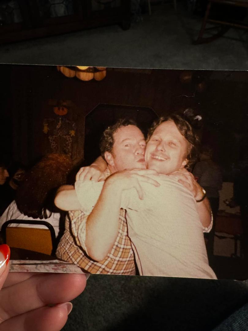 This is the first time I have been able to post something about this great man. I have been in the hospital. My father Karl Thomas passed away Sunday morning at the age of 91. He was a wonderful a family  man A funny  man. 