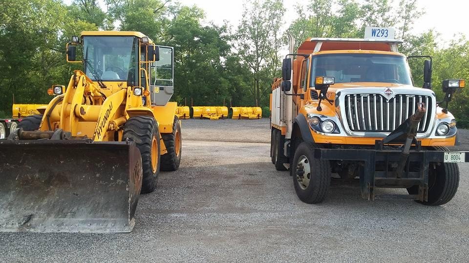 My two vehicles for the day. All this fun and a pay check cant beat it....Love my Job.....