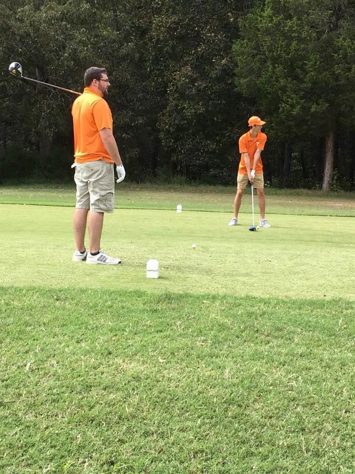 Andrew and Vance golfing today 🏑⛳️🏌