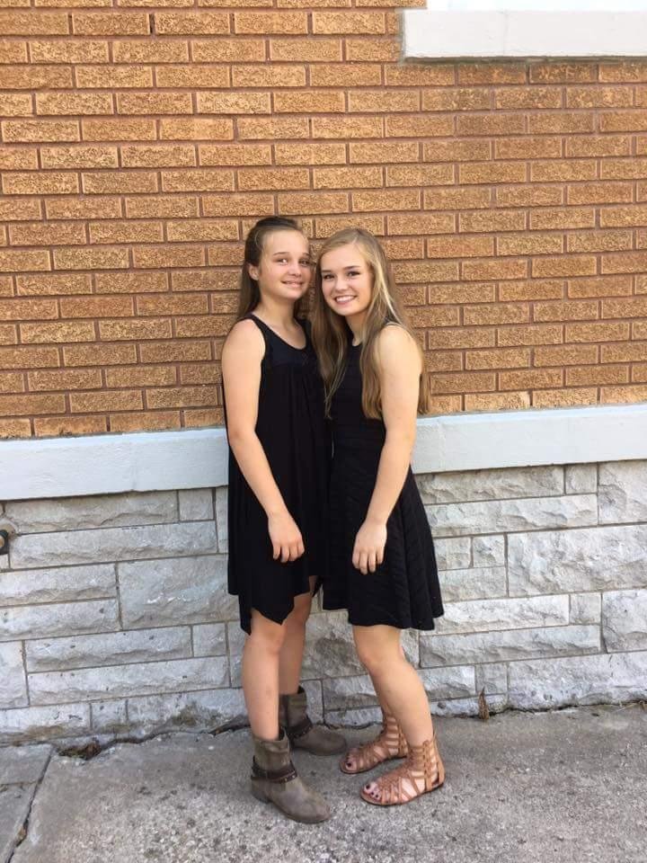 Happy 12th birthday to my granddaughter Tyra Ann! You've outgrown your sister. Love & miss you!