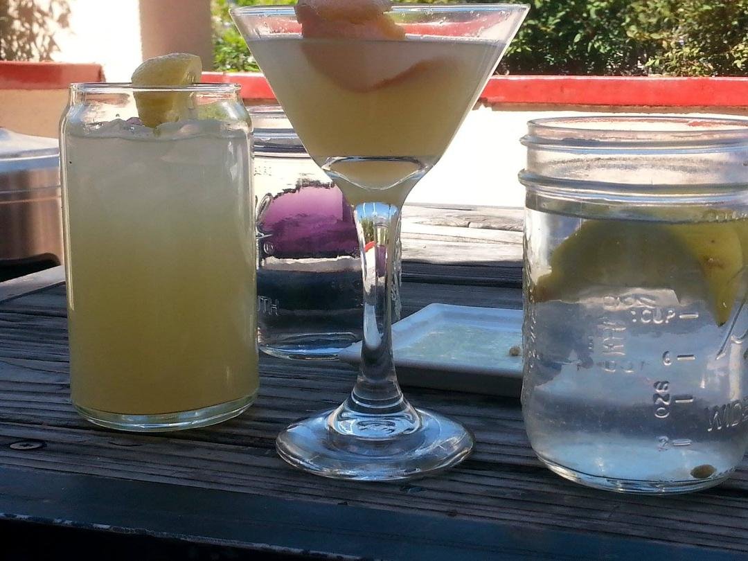 One lemonade. One Hemingway