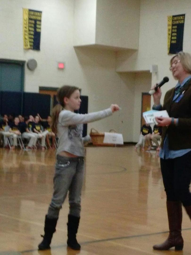 Kyleigh got to pick raffle tickets