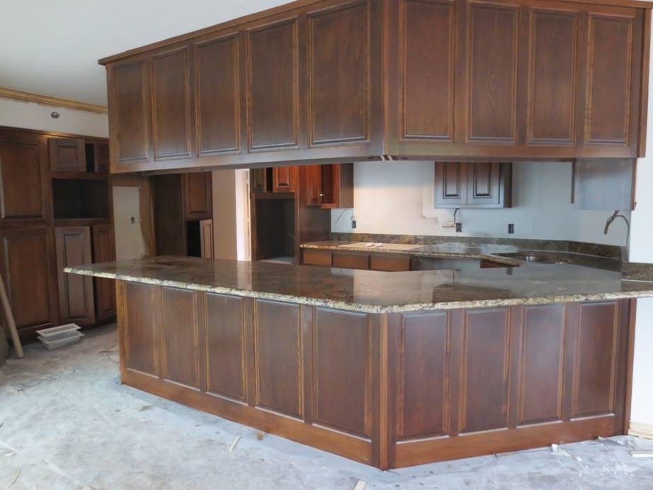 This is our new kitchen with the new granite.