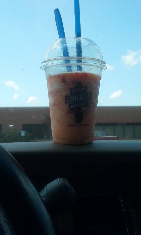 Mango strawberry cooler