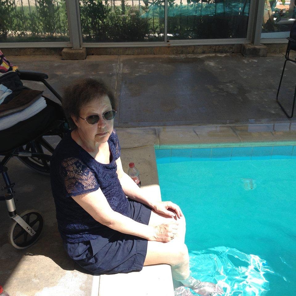 Shilee at the pool!