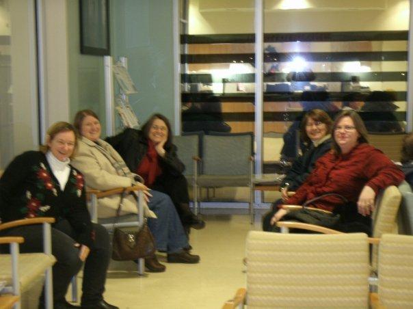 Having far too good of a time in the ER ... waiting for Sue