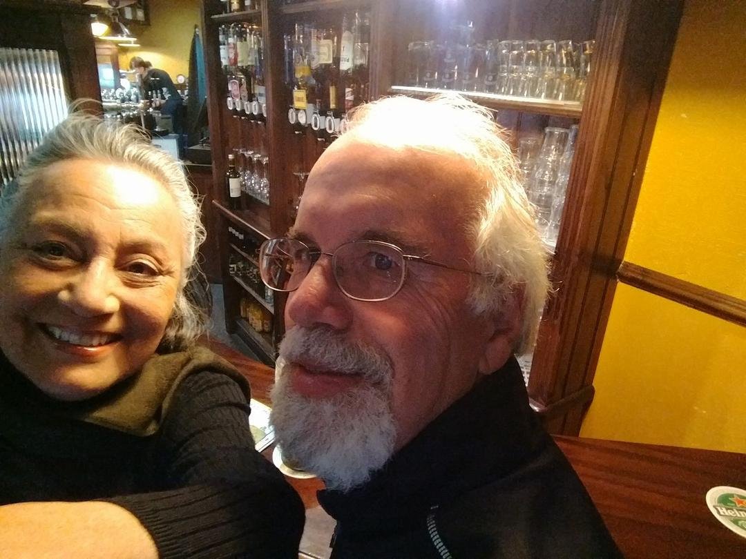 My old friend from Hibbing, Neal Walker, lodged a complaint that too many of our Ireland posts were from museums or scenic spots, and not enough were from Irish pubs. So here we are at Darcy's Pub in Galway!! :)