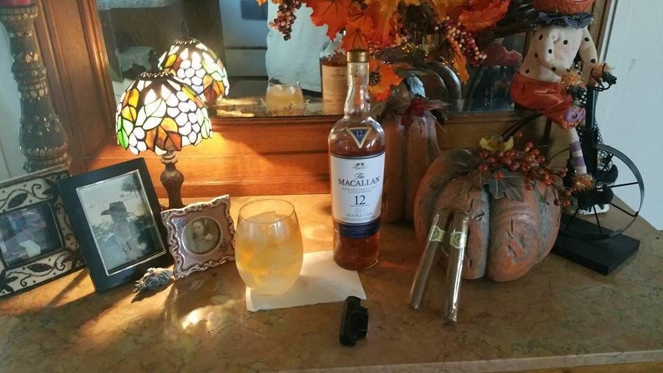 Macallen 12 yr old Double cast scotch fussed w honey an sherry couple Macanudo's. SUNDAY