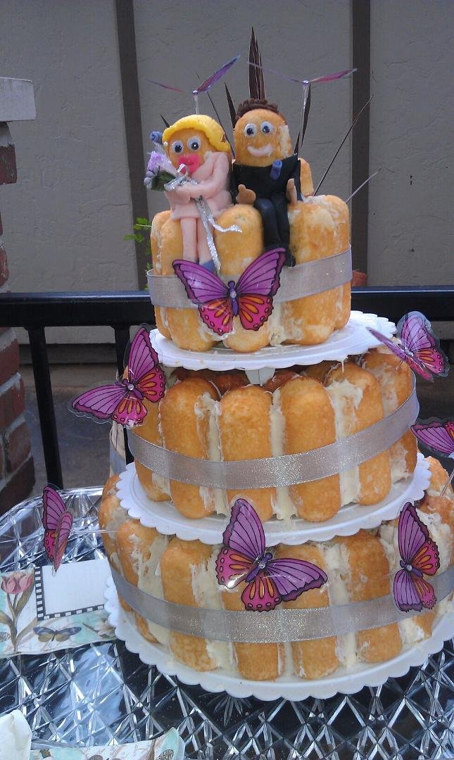 My daughter wanted a twinkie cake.