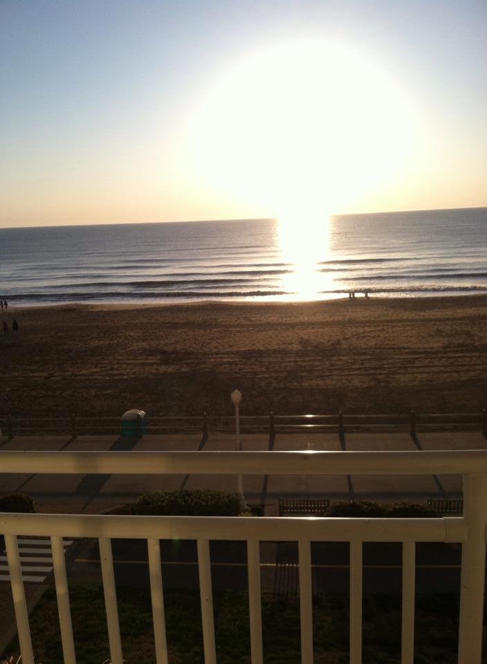 Leaving Virginia Beach great trip, great performances, great time together , awesome memories