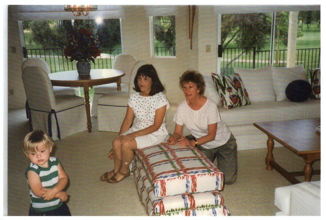 In memory of my wife, Alice. We would have been married for 40 years today. The picture is of a time when Alice was very happy with her life. Little Travis, our son, and my mother (Alice's best friend) are with her in th