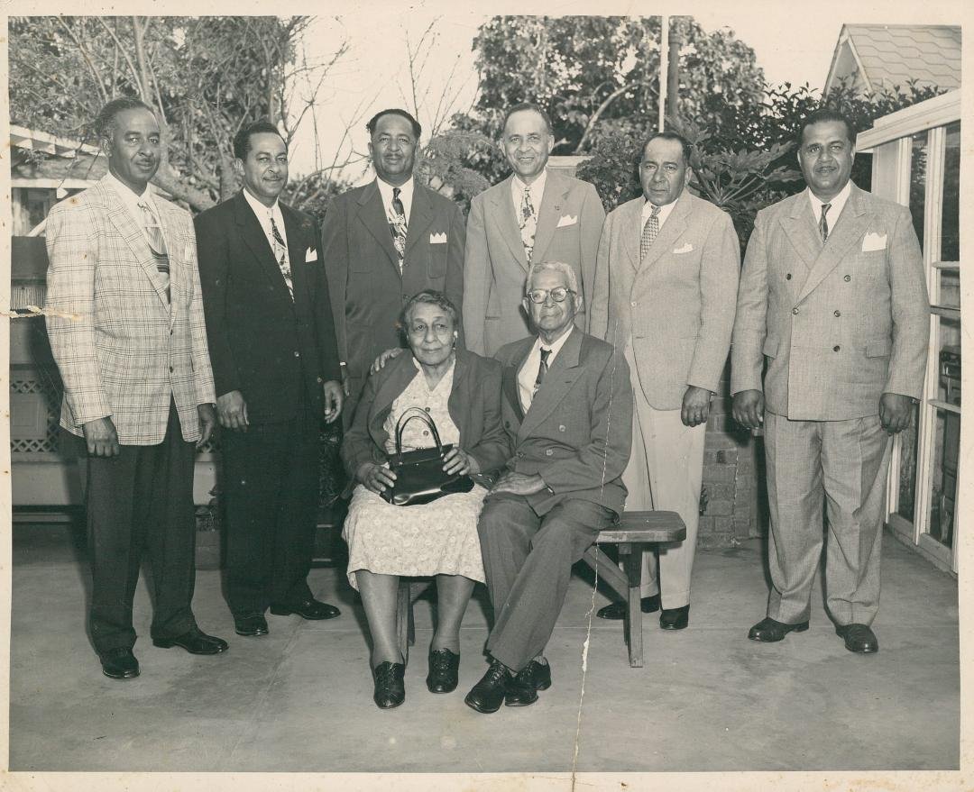 HAPPY NAW RUZ
REMEMBER AND BLESS YOUR ANCESTORS.🥰🤩😍
(MY GRAND FATHER , GRAND MOTHER , MY DAD , far rt.
plus 5 uncles.