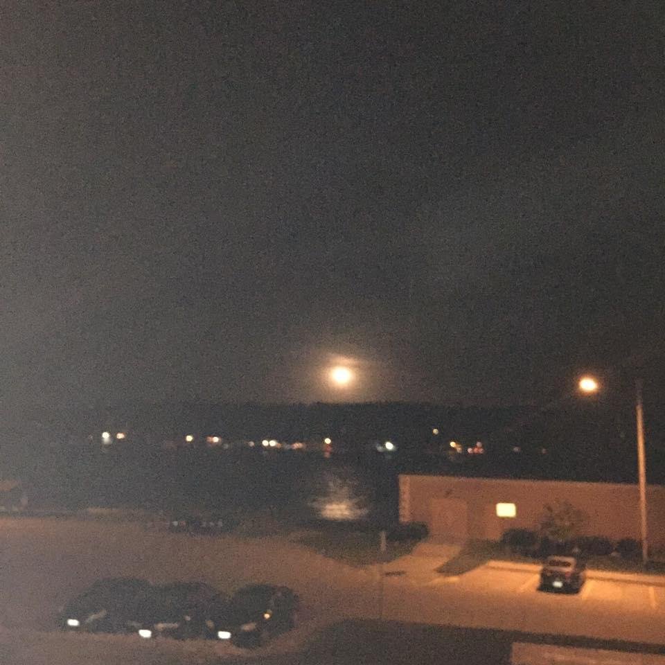 Watching the moon rise from the Blue Iguana, on the Mississippi, LeClaire, IA