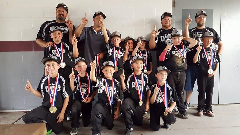 Yea Dawgs! Mason, my grandson is a catcher on this team. Loved watching them play in the tournament in St Louis!