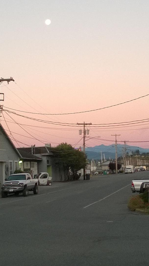 5:20am Port Townsend WA. Moon and sunrise.