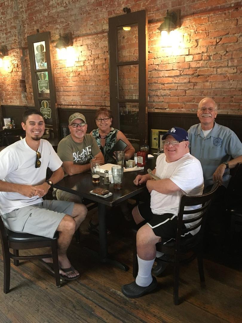 Lunch at Garmans with family. Fun time!