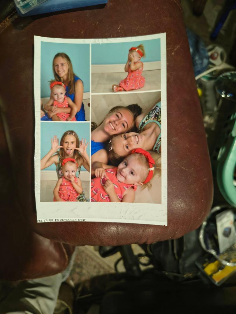 Aaron Griggs' album, Mobile uploads