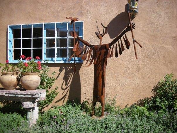 When Bobby Hume and Martha came to visit from VA .. This was just some lawn art next to one of the buildings on Kit Carson Rd... Art is everywhere here...