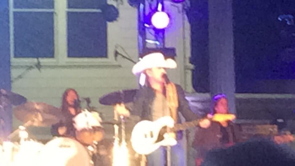 Justin Moore concert at Safeway open kickoff dinner