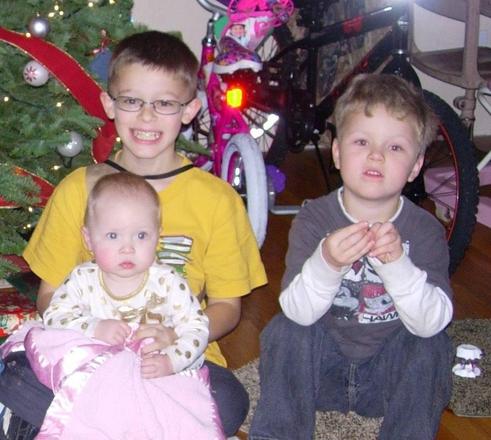 TBT...can't go back too far....Sophia is only 3 :) Love ya Nathaniel, Isaac and Sophia! <3