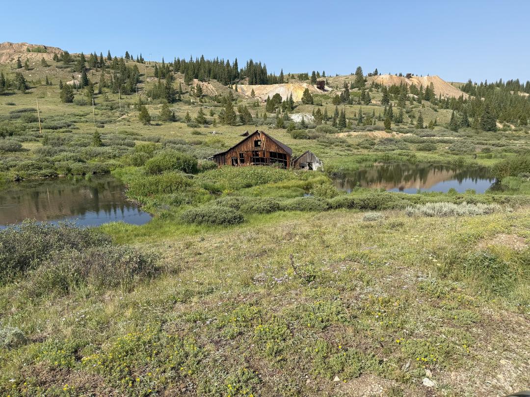 Lots of old mining buildings and housing.