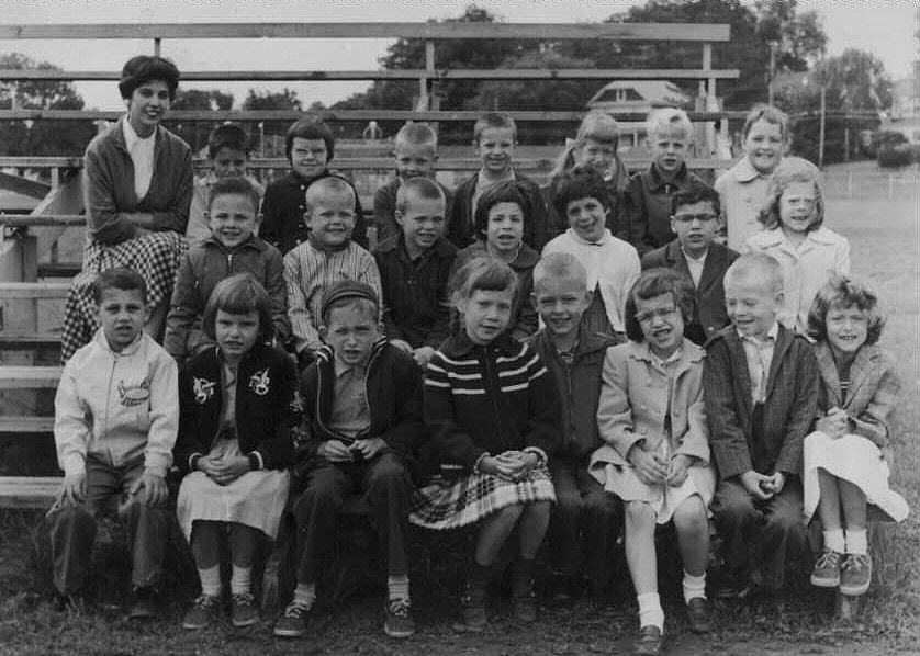 Another of Owen Meads' Broad River school class..no clu on year or teacher with this one..late 50s?