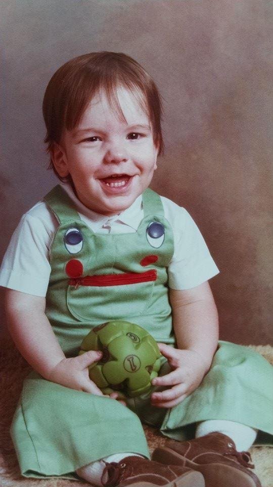 "Its a boy!" Were those words that echoed down the hallway of the Carmichael CA hospital 37 years ago! Our son Jeremy Robert made his appearance into this world. HAPPY BIRTHDAY son. Have a wonderful day. Love ya, Dad
