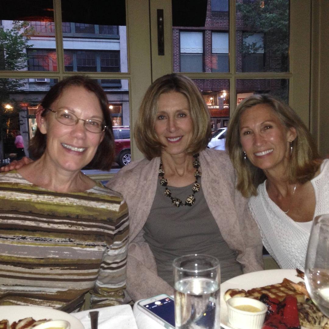 Had a great time with old friends we hadn't seen in years. Left to right, my wife Sue, Shelley Kneapler and Debbie Harwood.