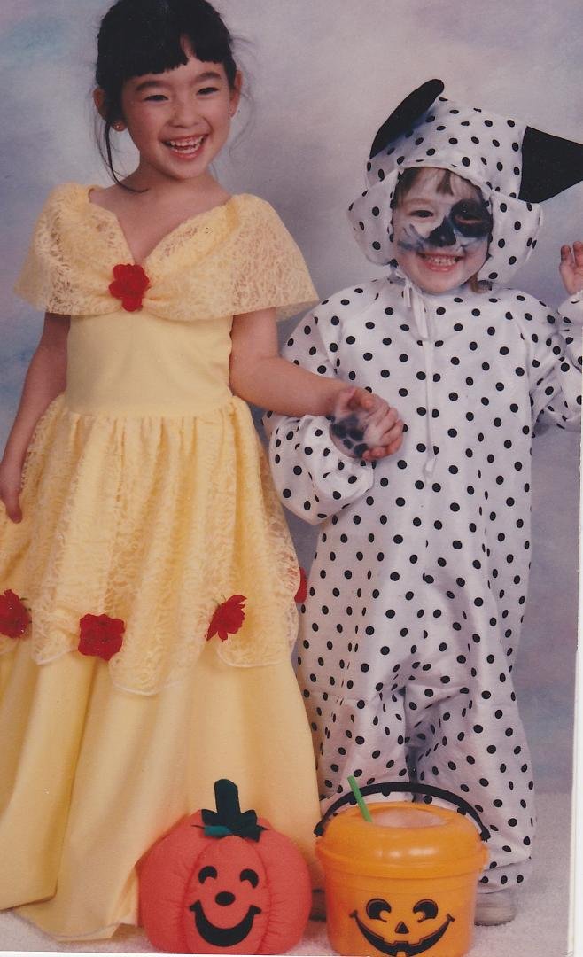 Amanda Tsubota-Prebula will be Belle for second time later this month in England. For those that didn't know she was Belle once before here is a photo of her and cousin Valerie Gerlach at Halloween in 1993 (I think). A fu