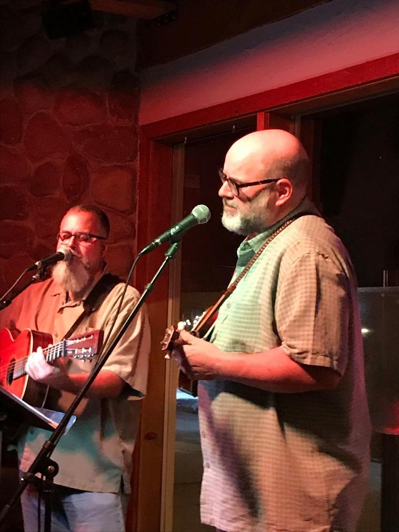 Great night of (lotsa) Texas tunes - (with Texans) Richard Kriehn and Tim Williams - at 318 Cafe.