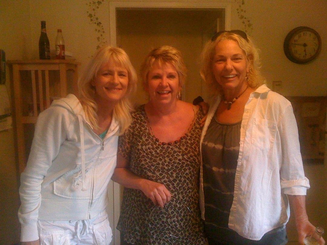 Anothet great pictures of three of my best buddies! I'm gonna have to photoshop Terri & Mary in this picture.