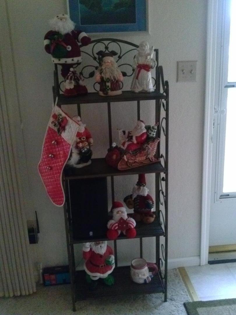 Late Arrivals for the 2016 World Santa Convention!