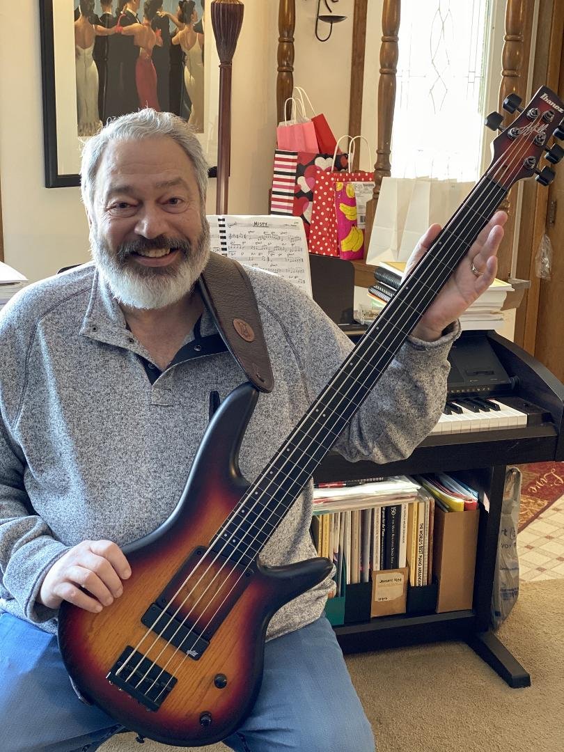 light, fast action, low growl. Love this baby!!! Gary Willis signature fretless 5 string bass! #newgearday #sweetwater #notreble
