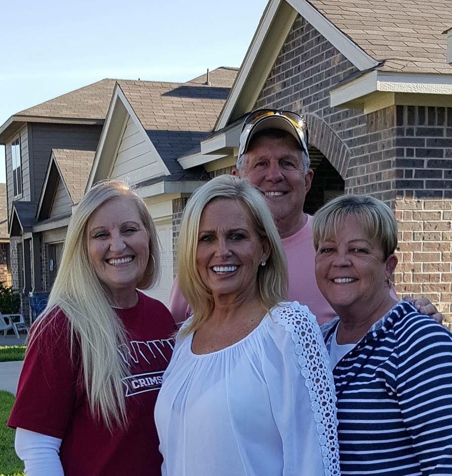National Sibling Day ! Love my sisters , Charlotte , Judy and Shelby