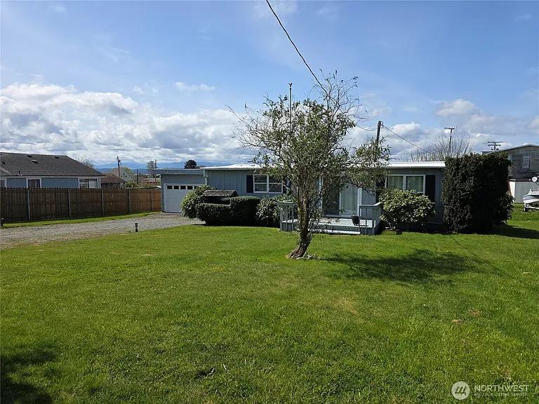Whidbey home is on the market. 4880 Magellan, Freeland Wa
MLS 2357186