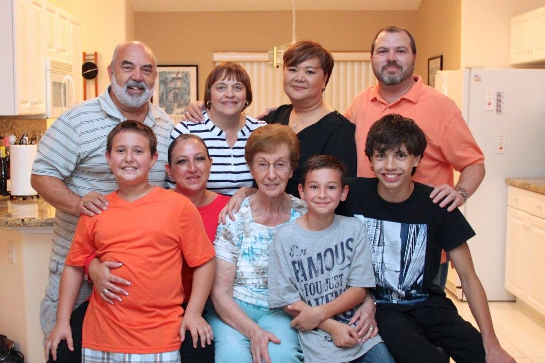 Family with Aunt Peggy