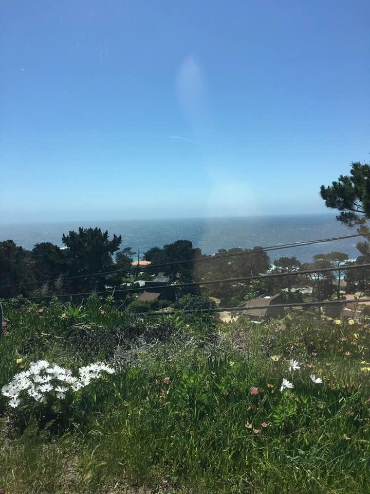 Shore to shore via the United Milford (BDL) to Carmel (SFO) Express this week.