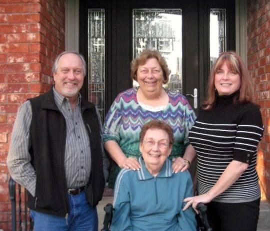 James Smith, Janie Smith Cain, Julie Smith Craig
& Mom- Fay Lummus Smith... Thanksgiving 2013 in 
Katy, Texas