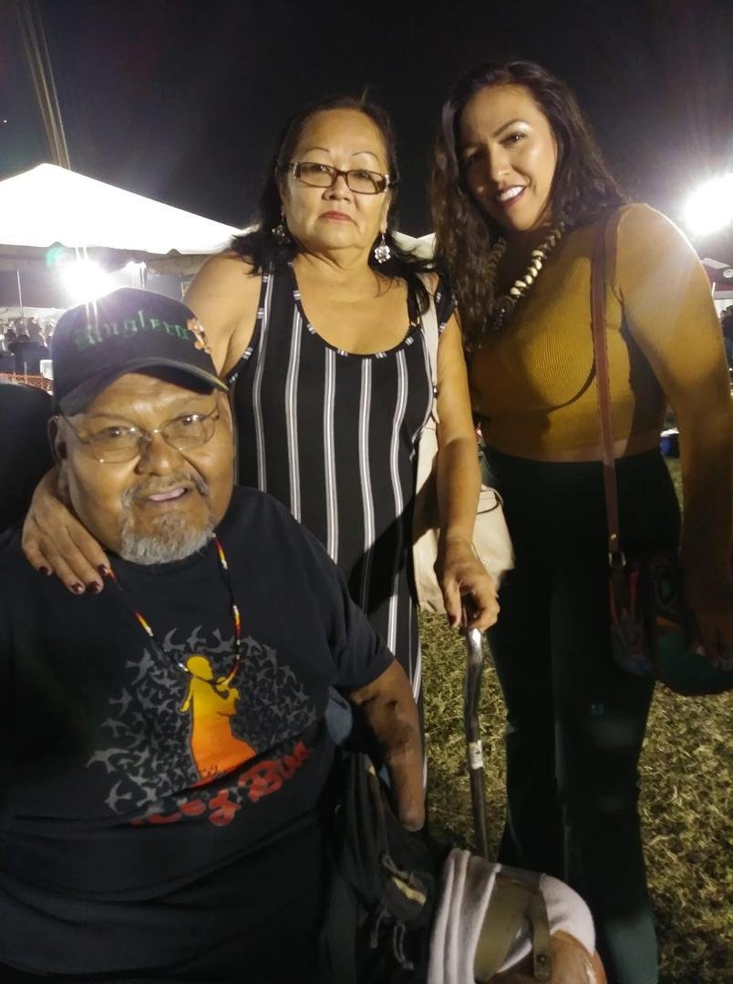 Saying hello to Tonia Jo Hall at the Red Mountain Eagle pow wow.