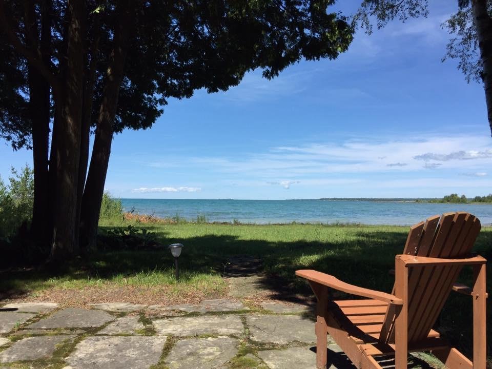 Yesterday was rainy and cold (60 degrees) but today Lake Huron is grand and missing it's two favorite women; Amy Waryas Coleman & Bubba Marie.