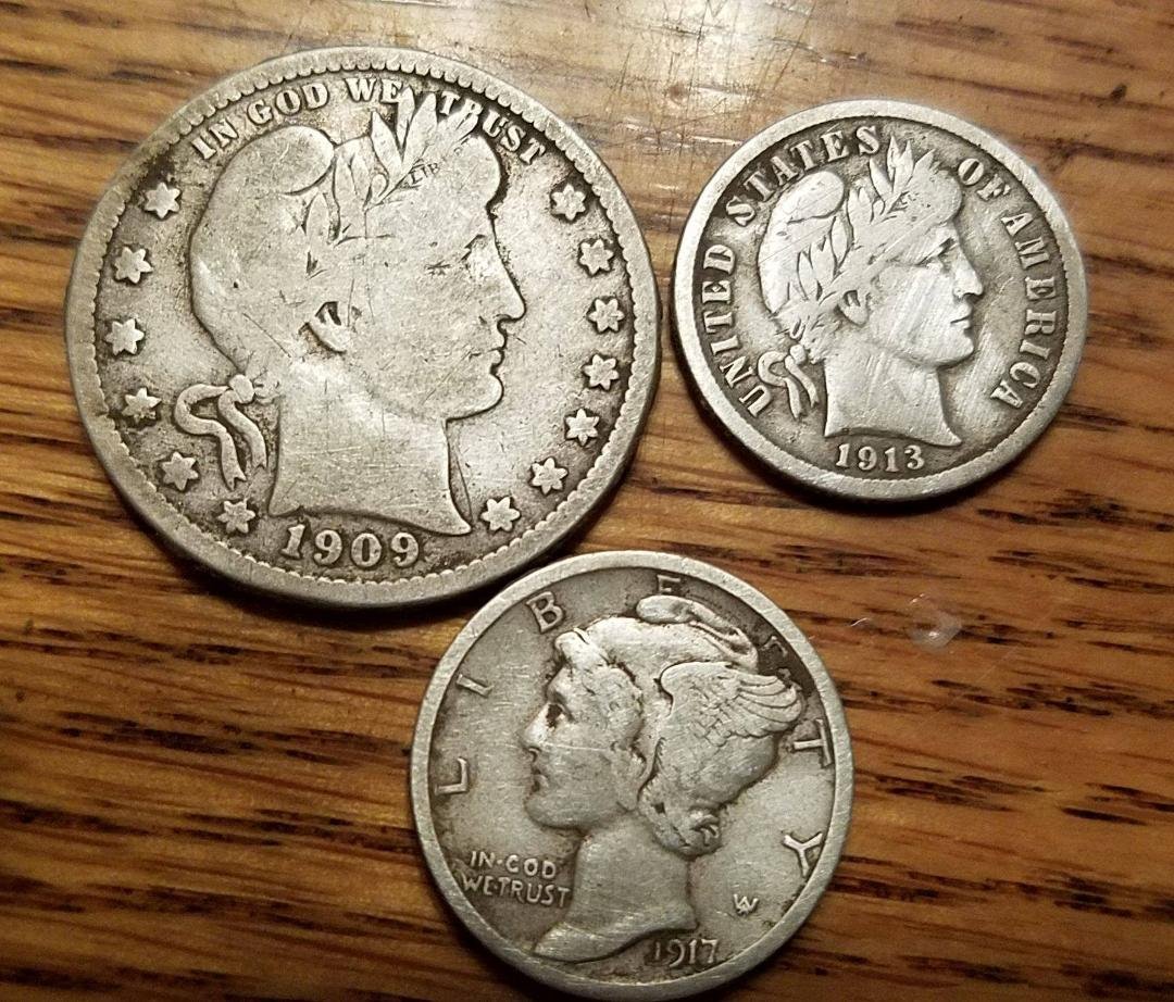Took a two hour break and went metal detecting in a "worked out" park. To my surprise, I found these beauties all in a 6X6 foot grassy area, that apparently had been overlooked by others. These are the kinds of coins I love