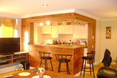 100 Windgarden Crt., #2016
$179,000.
2 Bed, 2 Bath, Penthouse Suite
Call me to view this great condo!