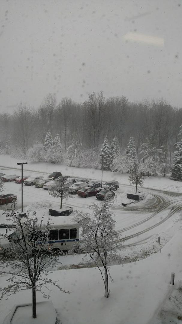We have snow today in Cleveland 😱