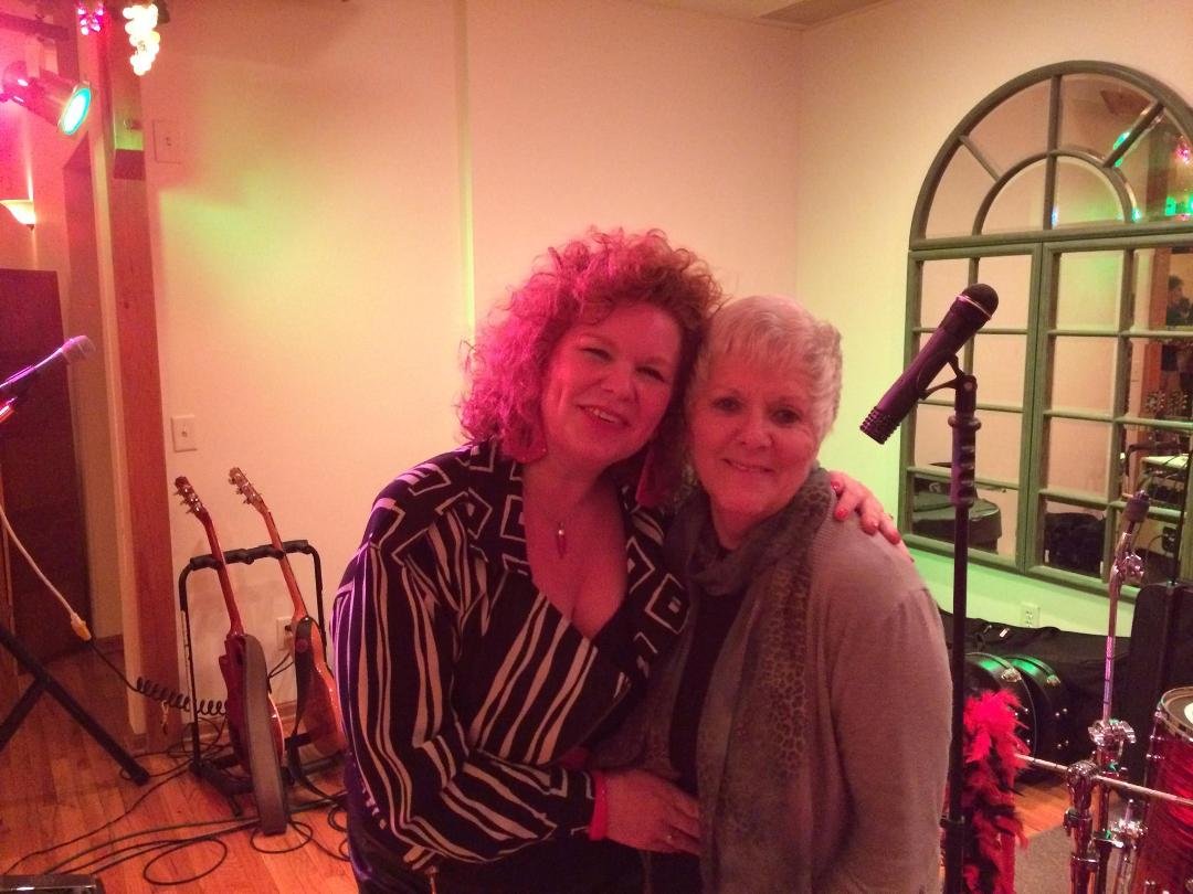 Going to Penoach Winery in Adel Friday night to enjoy the blues band, Hot Tamale and the Red Hots from 7-10 pm. Come and listen to the best blues band in Iowa, and enjoy some fine wine under the stars.  See you there!