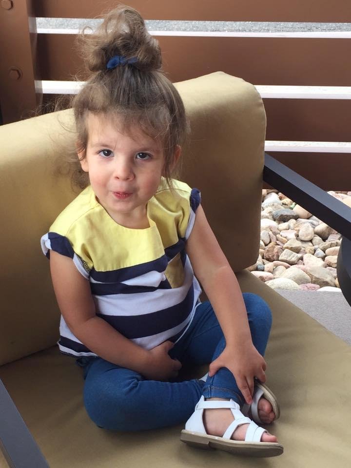 Having dinner with this cutie!